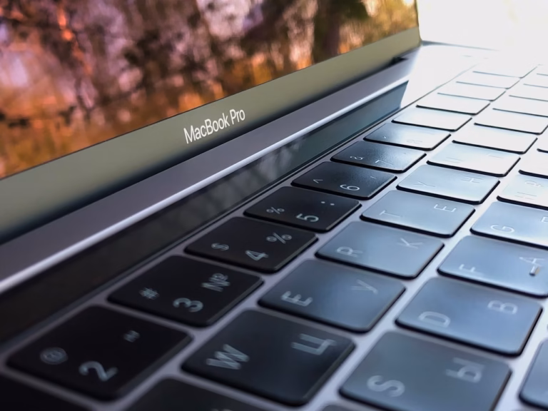 Macbook